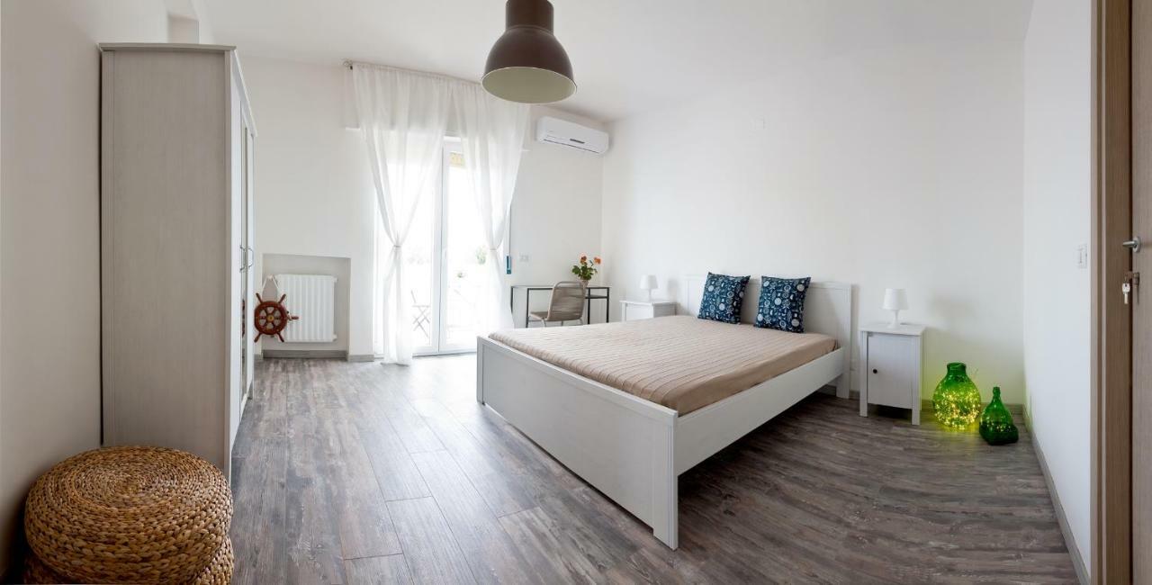 Pietra Di Mare Bed & Breakfast Bari Luaran gambar